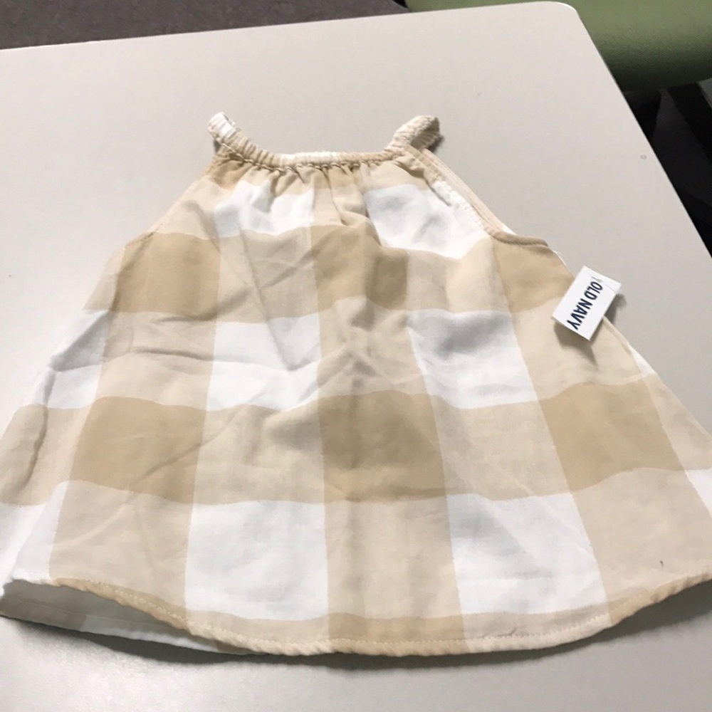 Old Navy top